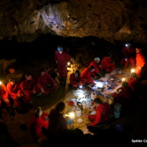 apero gros groupe grotte