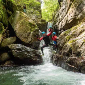 Canyon de Marc, initiation au canyoning et découverte ludique aventureuse en Ariège